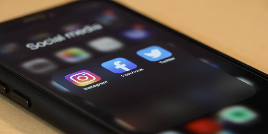 La mia dipendenza: come disintossicarsi dai social